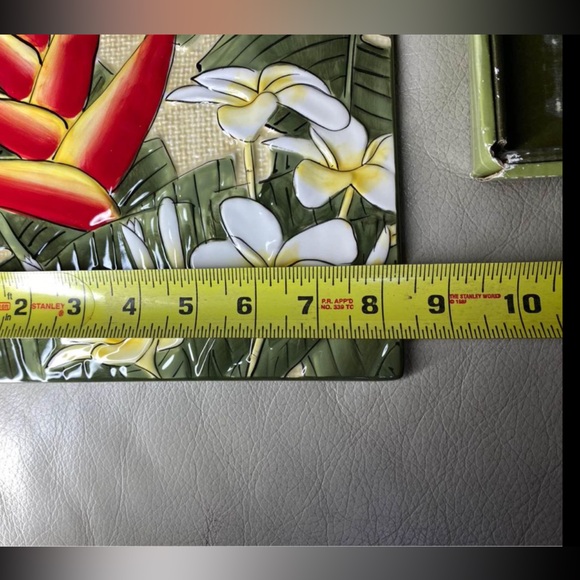 Serving Tile Tropical Hawaii w/ knife. - Picture 9 of 9